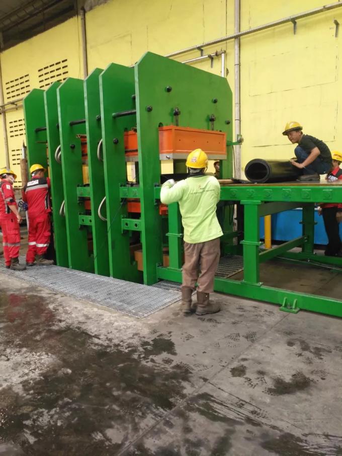 Rubber Boot Vulcanization Press 3Kw Conveyor Belt Vulcanizing Press